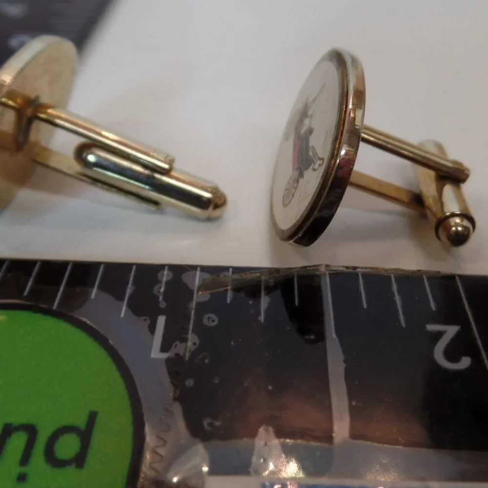 Unbranded Men's Goldtone Vintage Car Cuff Links